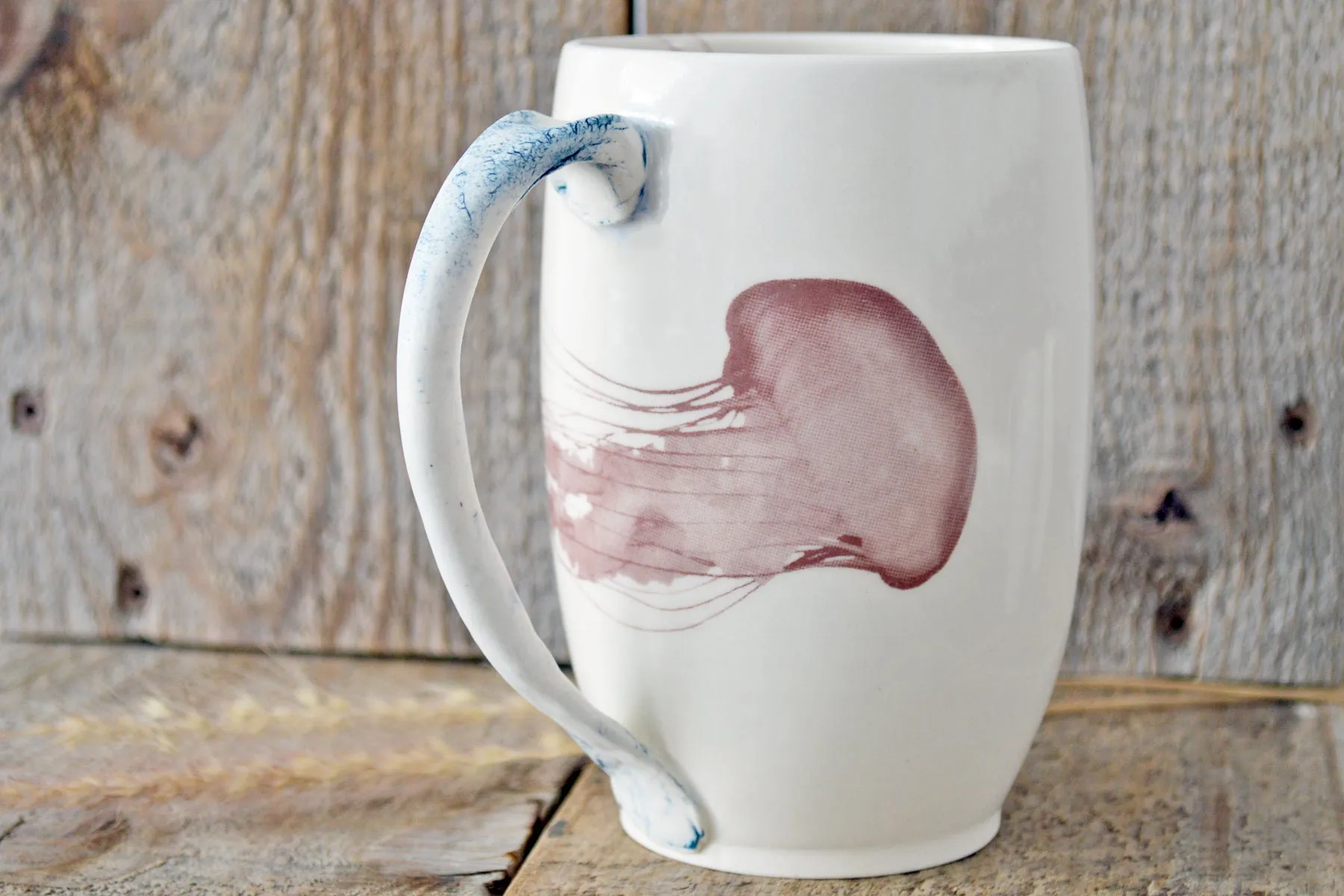 01-M Jellyfish Rounded Mug