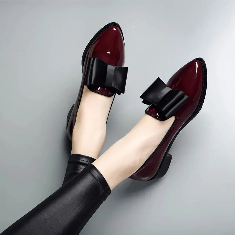 2023 New Women's Loafers Bow Decor Pointed Toe Flat Shoes for Women Patent Leather Shallow Mouth Commuter Casual Shoes for Women