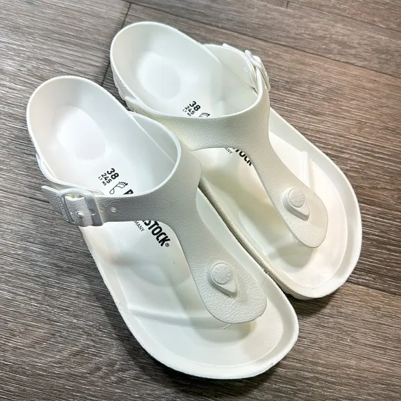 Birkenstock sandals woman’s size 38