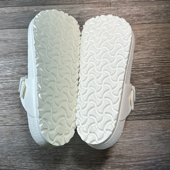 Birkenstock sandals woman’s size 38