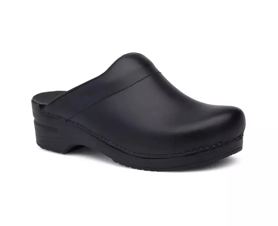 Dansko Men's Karl Medium Width Black Box Leather 50020202