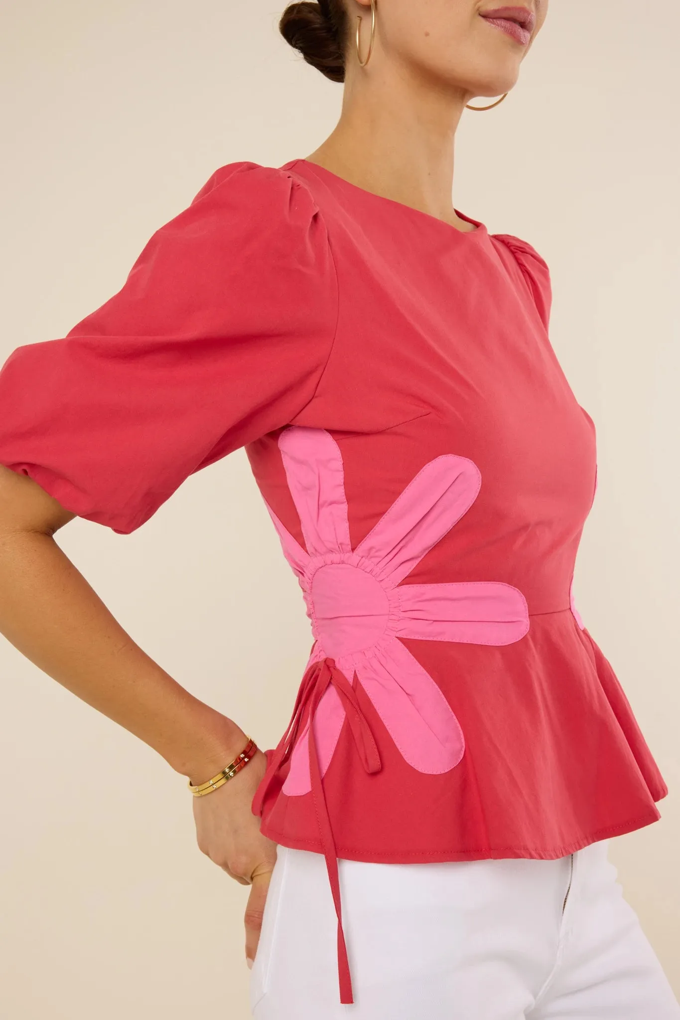 Izzie Top