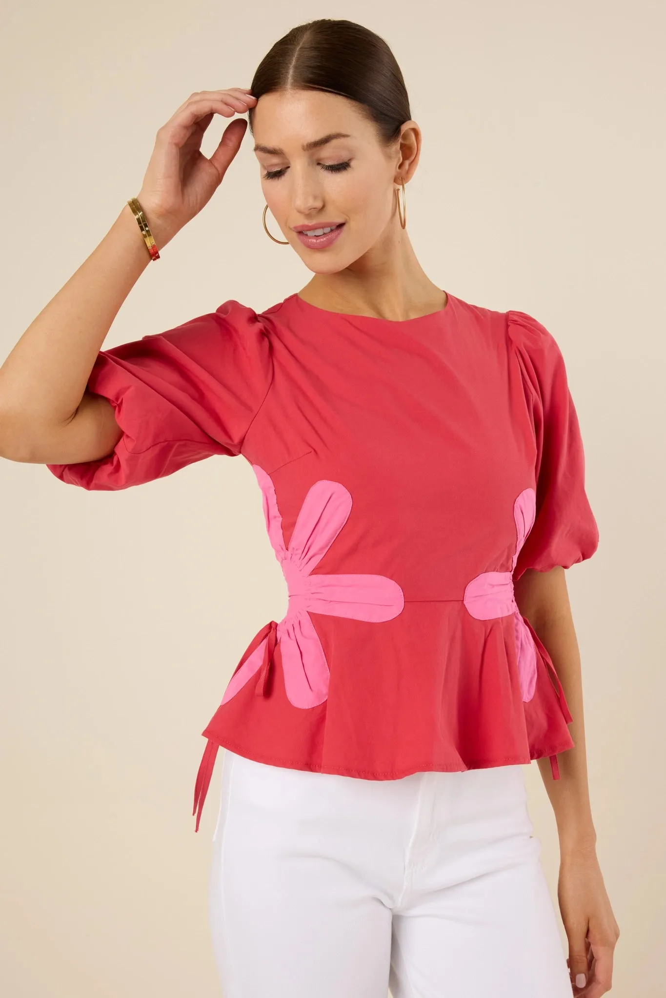Izzie Top