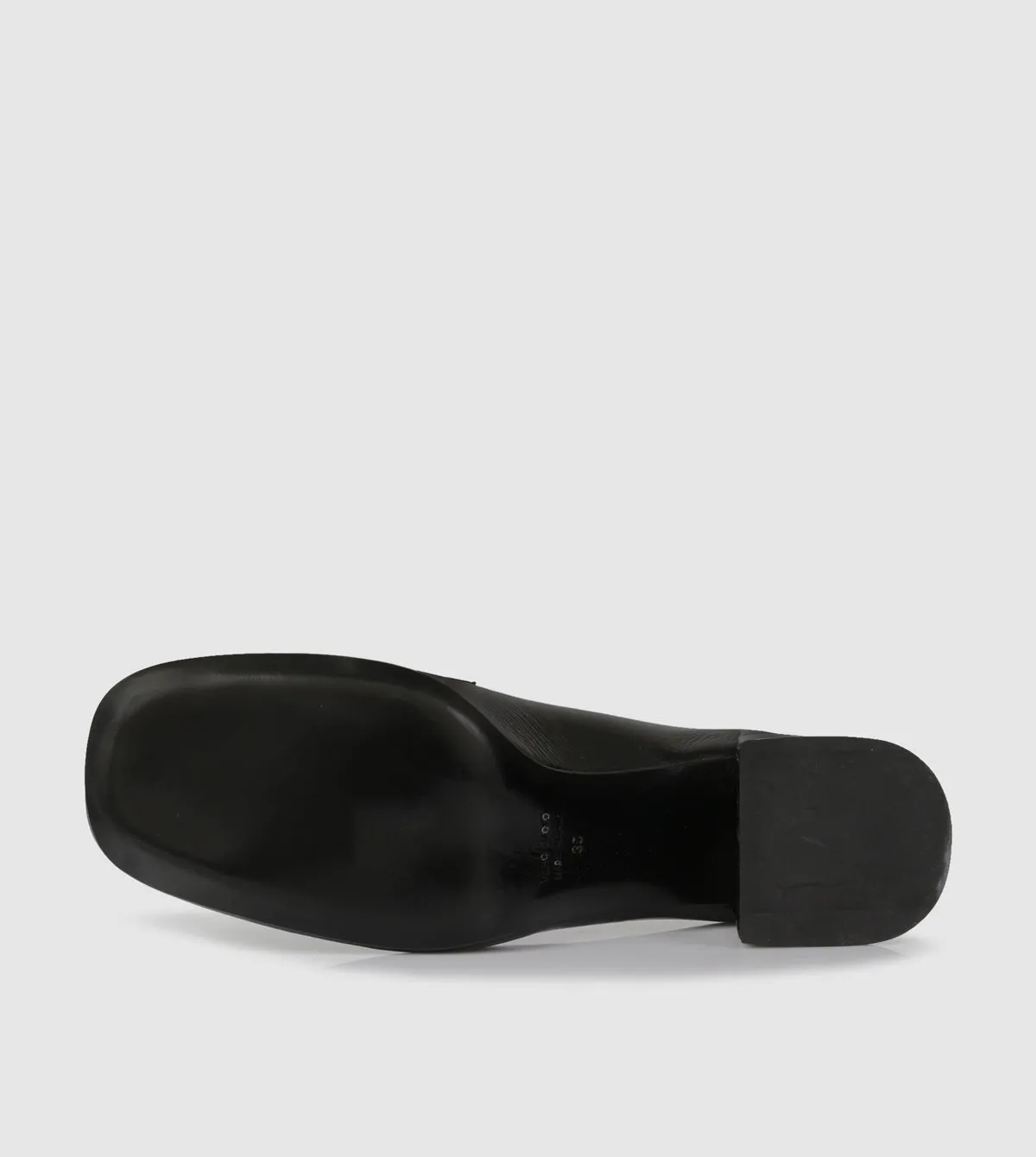Jarita Loafers by Sempre Di