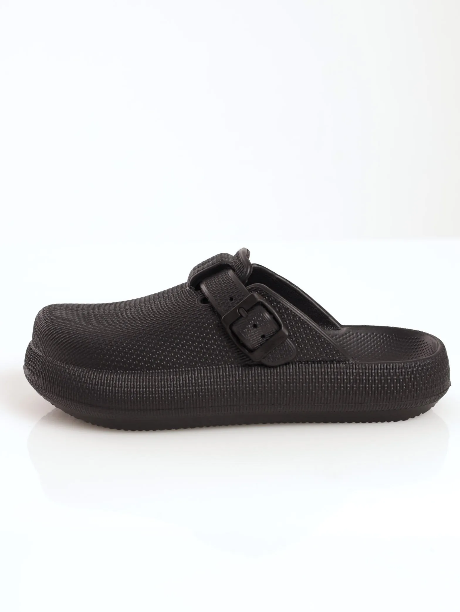 Ladies EVA Moulded Clog Shoe With Buckle - Black