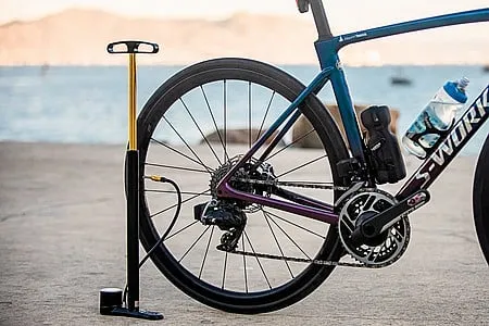 Lezyne Bombin De Pie CNC Travel Drive 1.5 Black