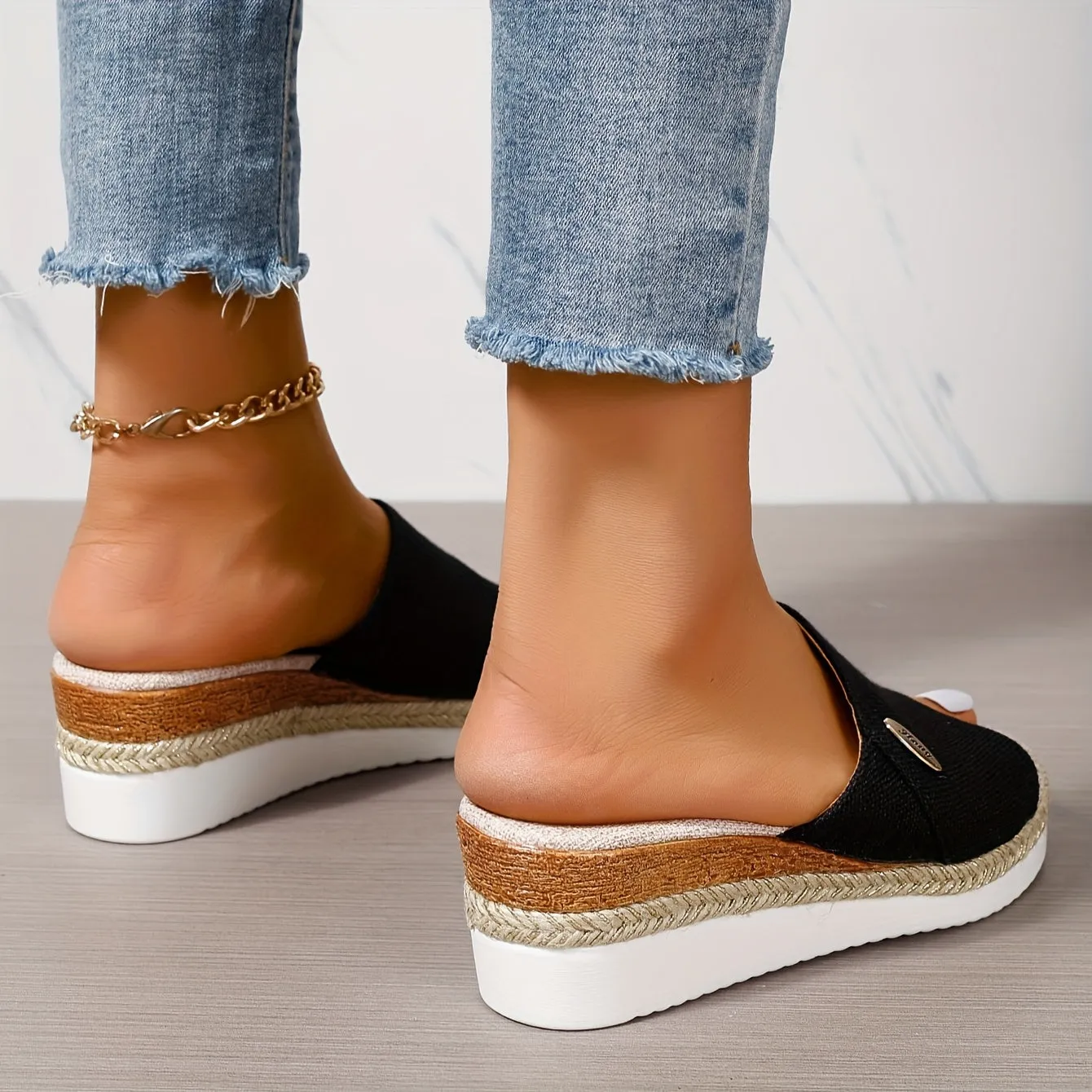 Linda - Casual leather orthopedic sandals