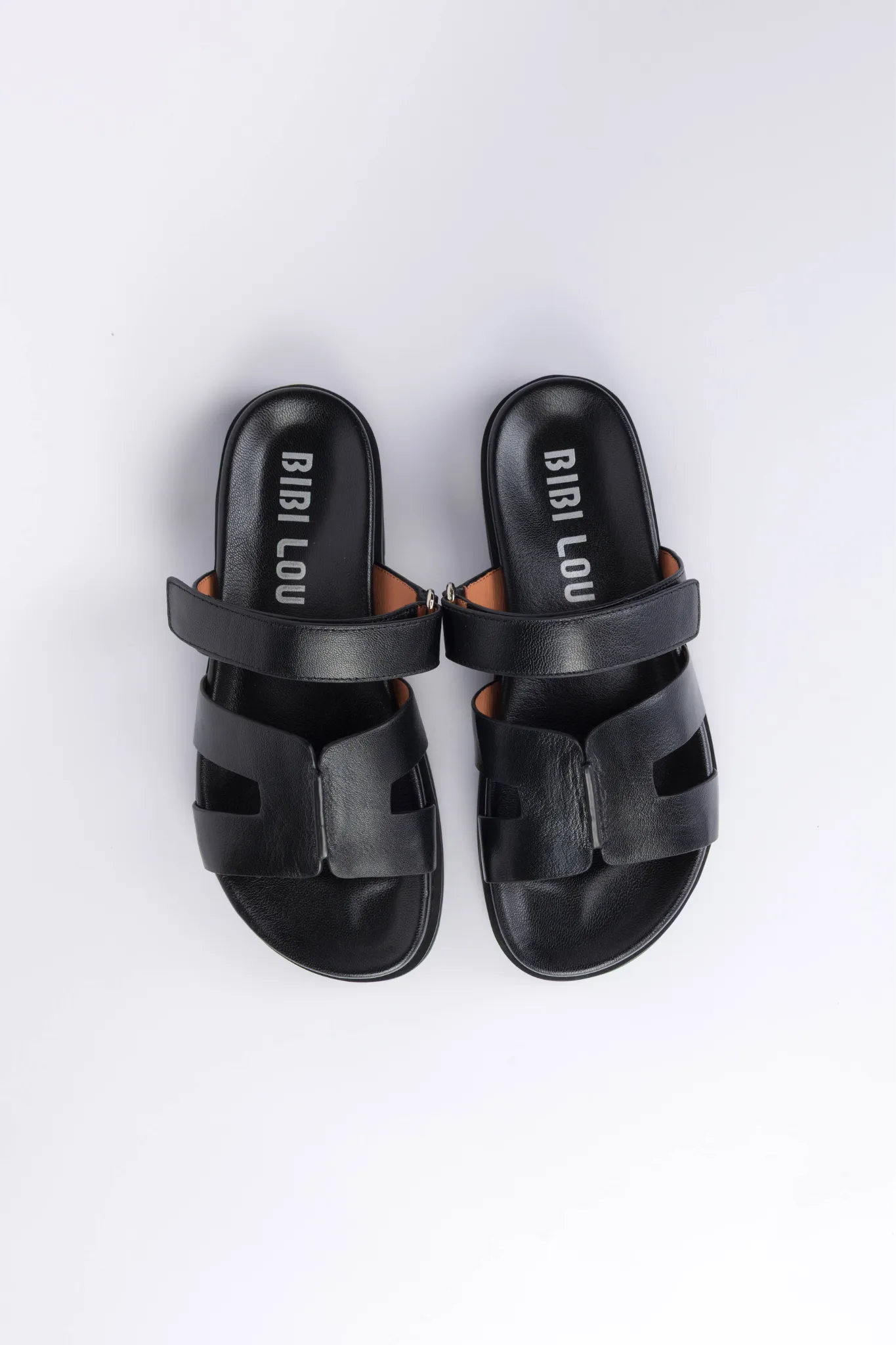 MINDY FLAT SANDALS - BLACK