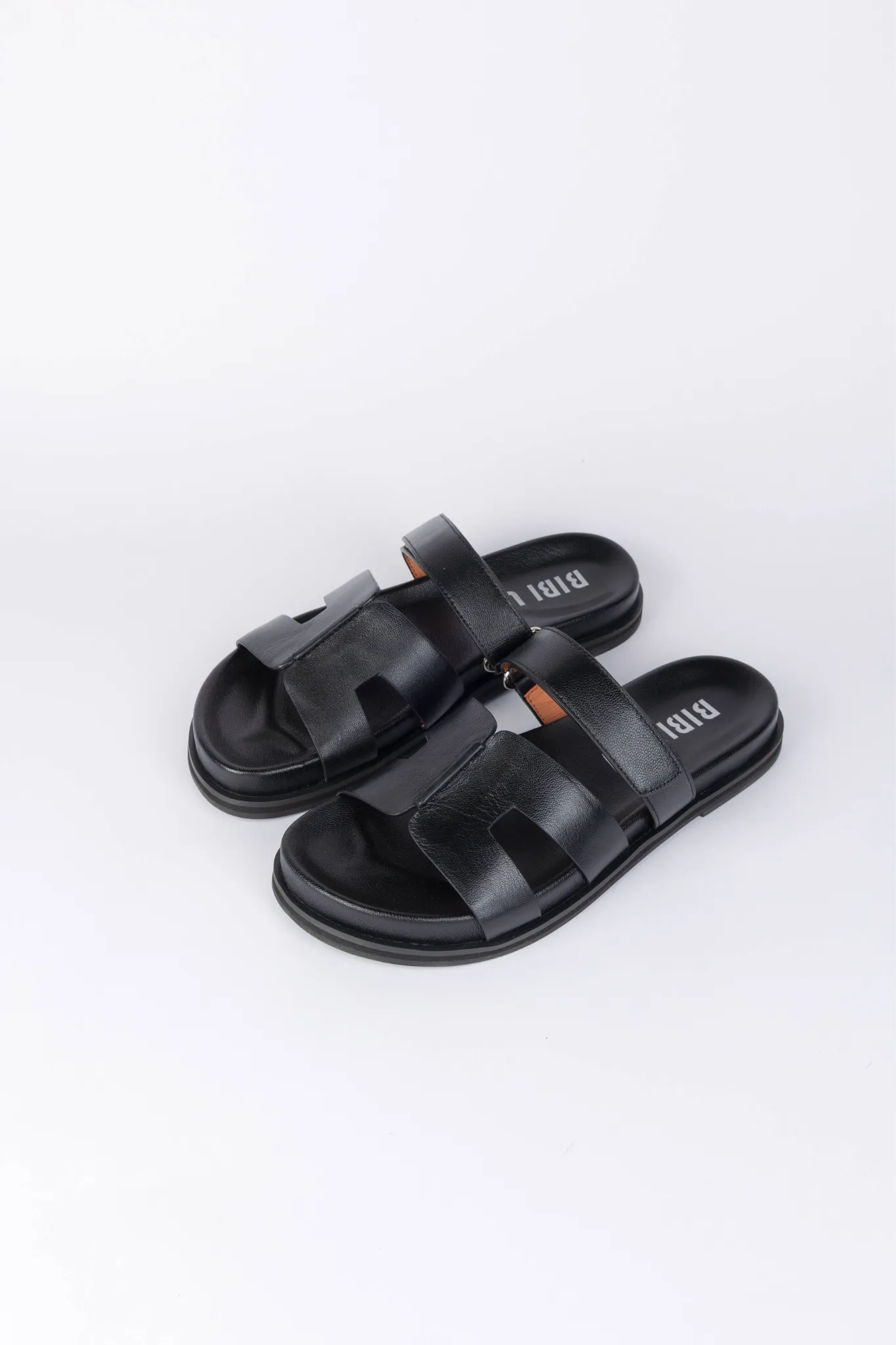 MINDY FLAT SANDALS - BLACK
