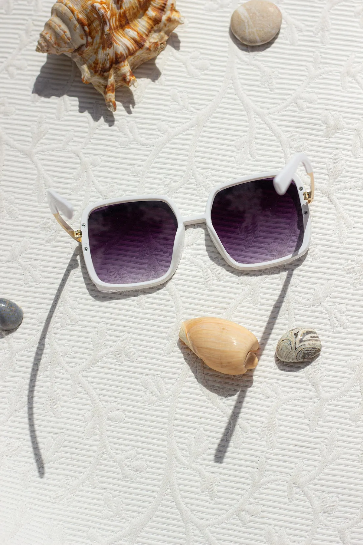 Oversized Rounded Square Screw Detail Sunglasses