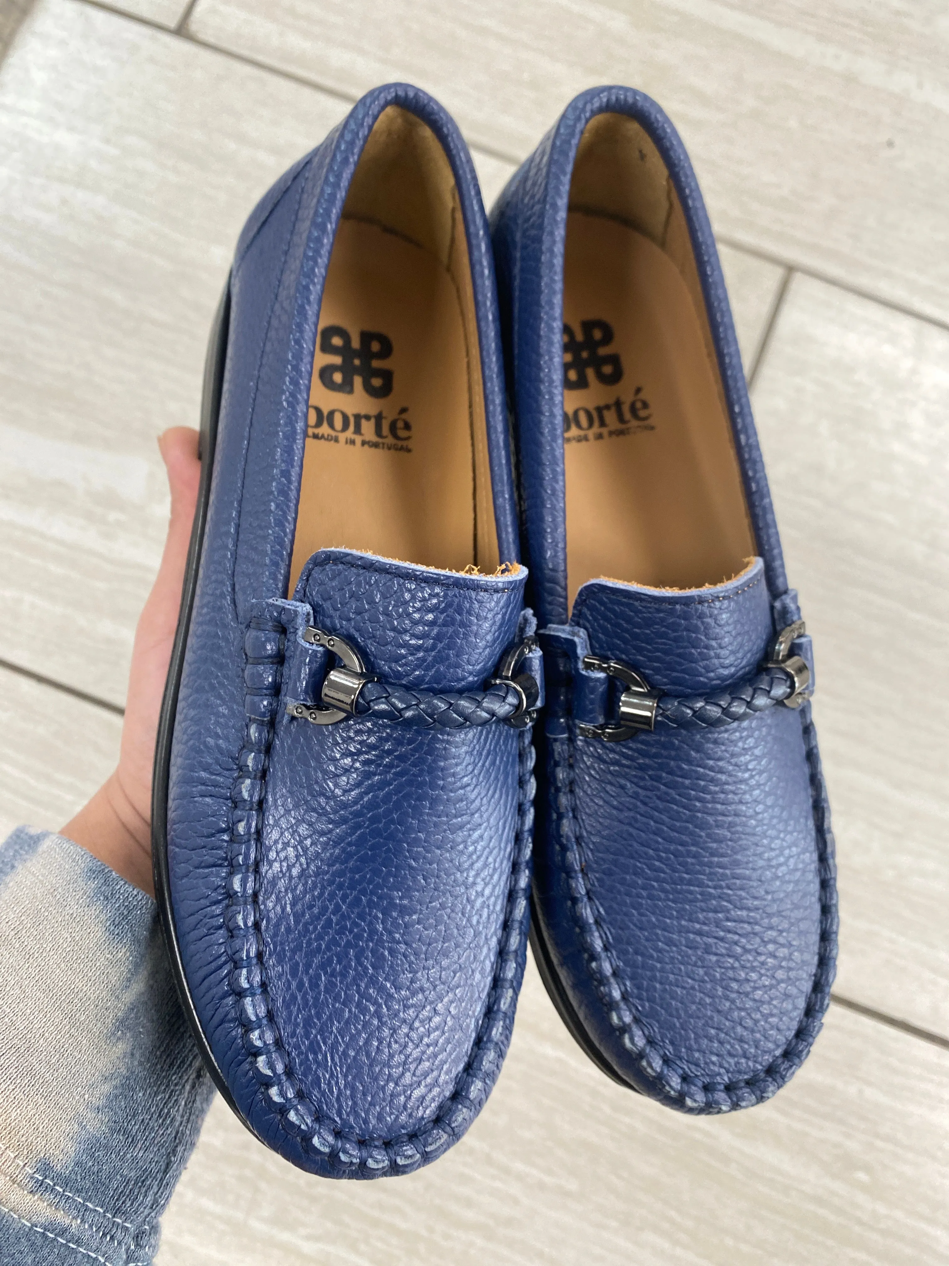 Porte Navy Pebbled Buckle Penny Loafer