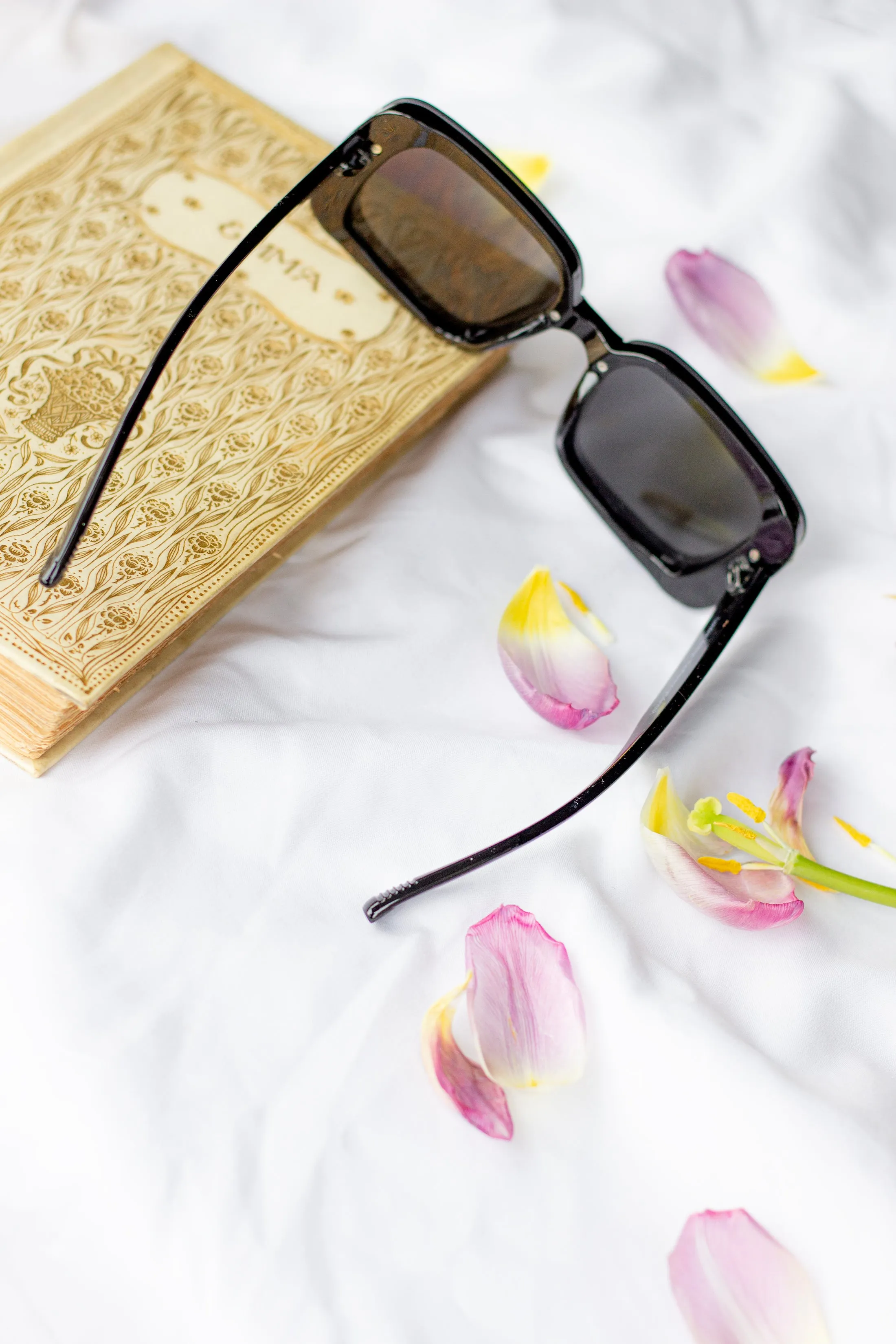 Rectangle Front Lens Side Texture Sunglasses