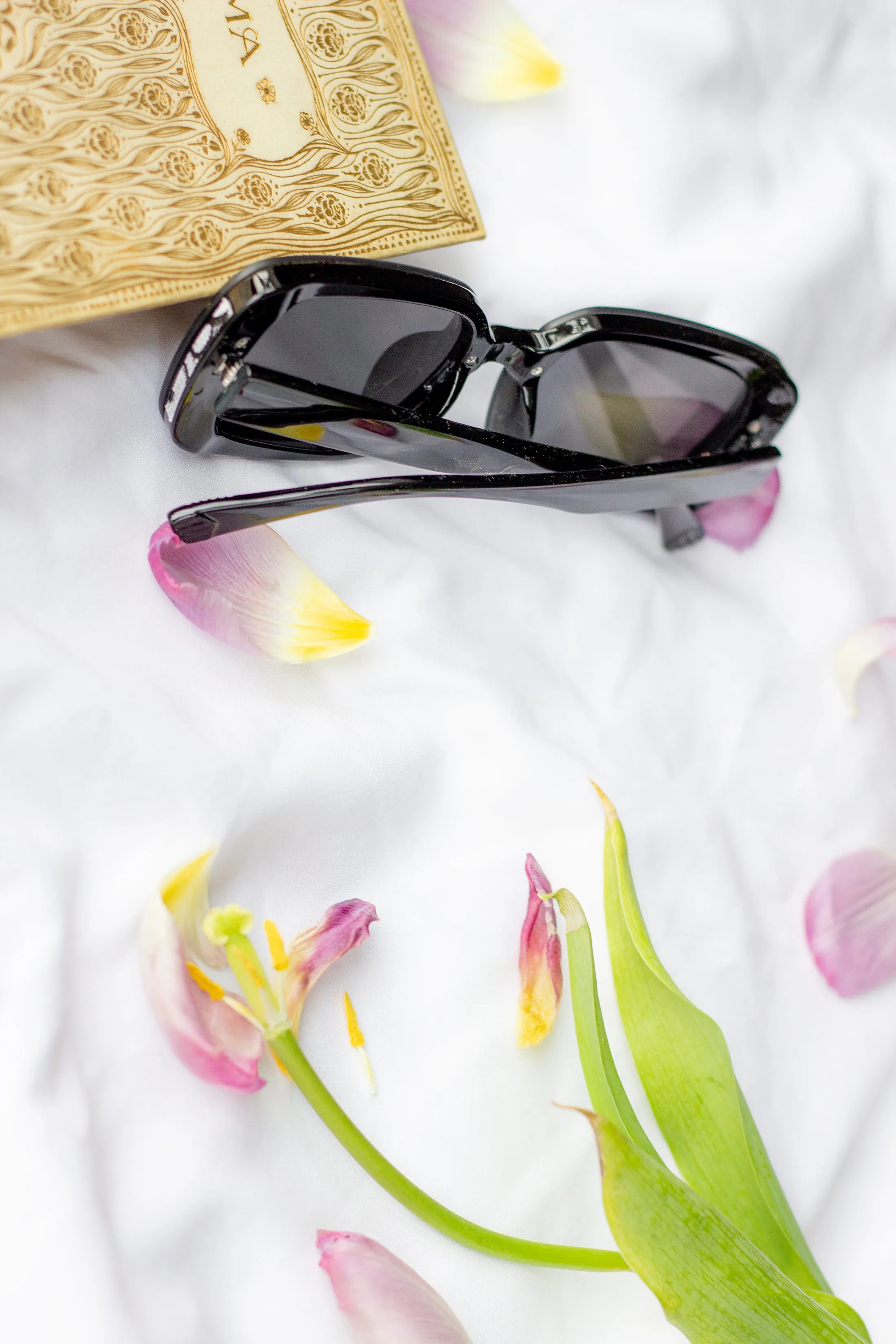 Rectangle Front Lens Side Texture Sunglasses