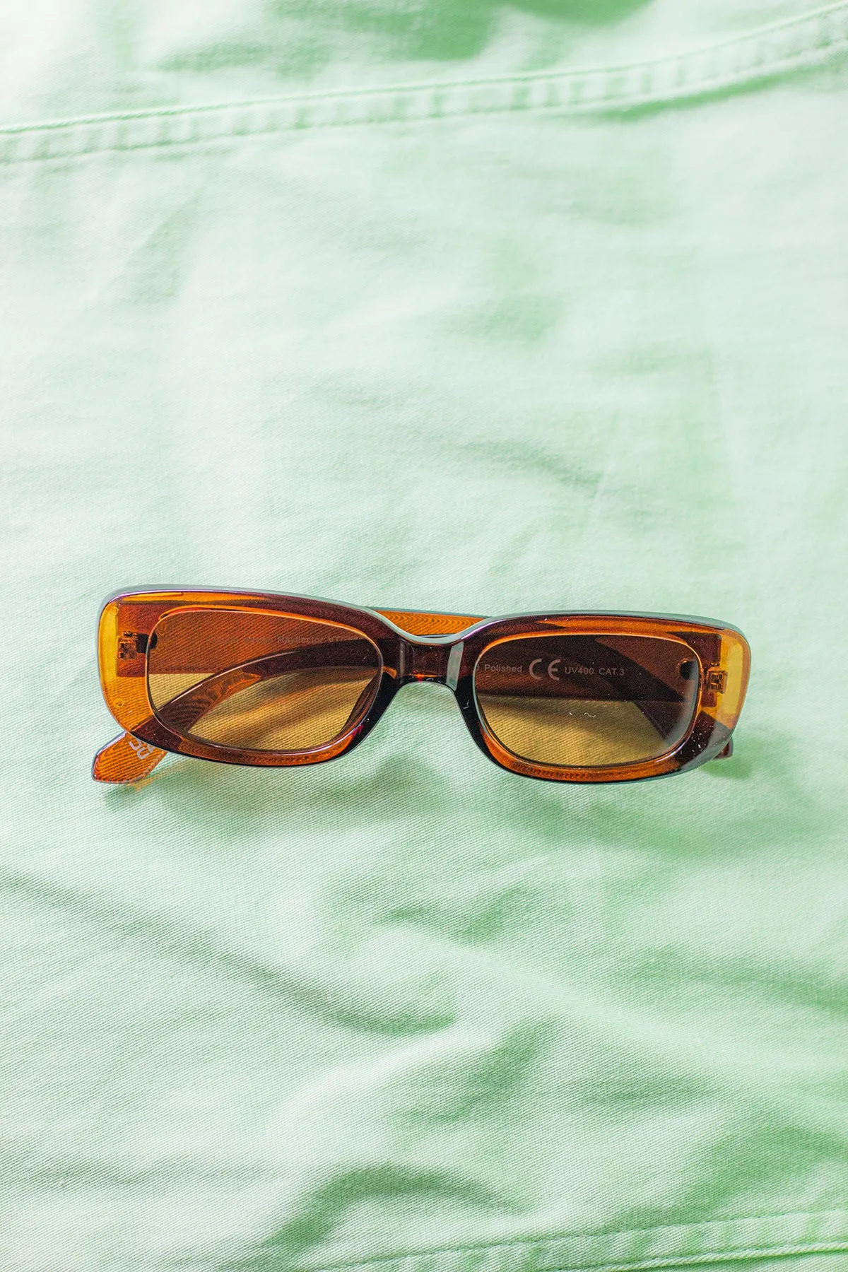 Rounded Rectangle 90s Look Sunglasses