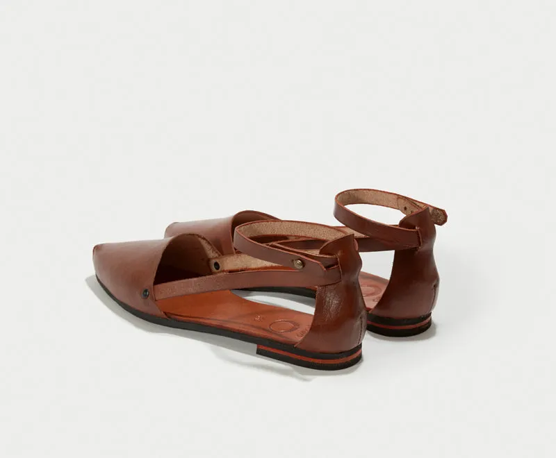 Shoe 52 by Caboclo - BROWN