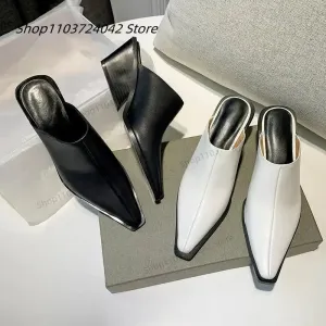 Shoes Woman's Slippers Loafers Luxury Slides Female Mule Cover Toe Square heel On A Wedge Heeled Mules Low 2024 Designer Block