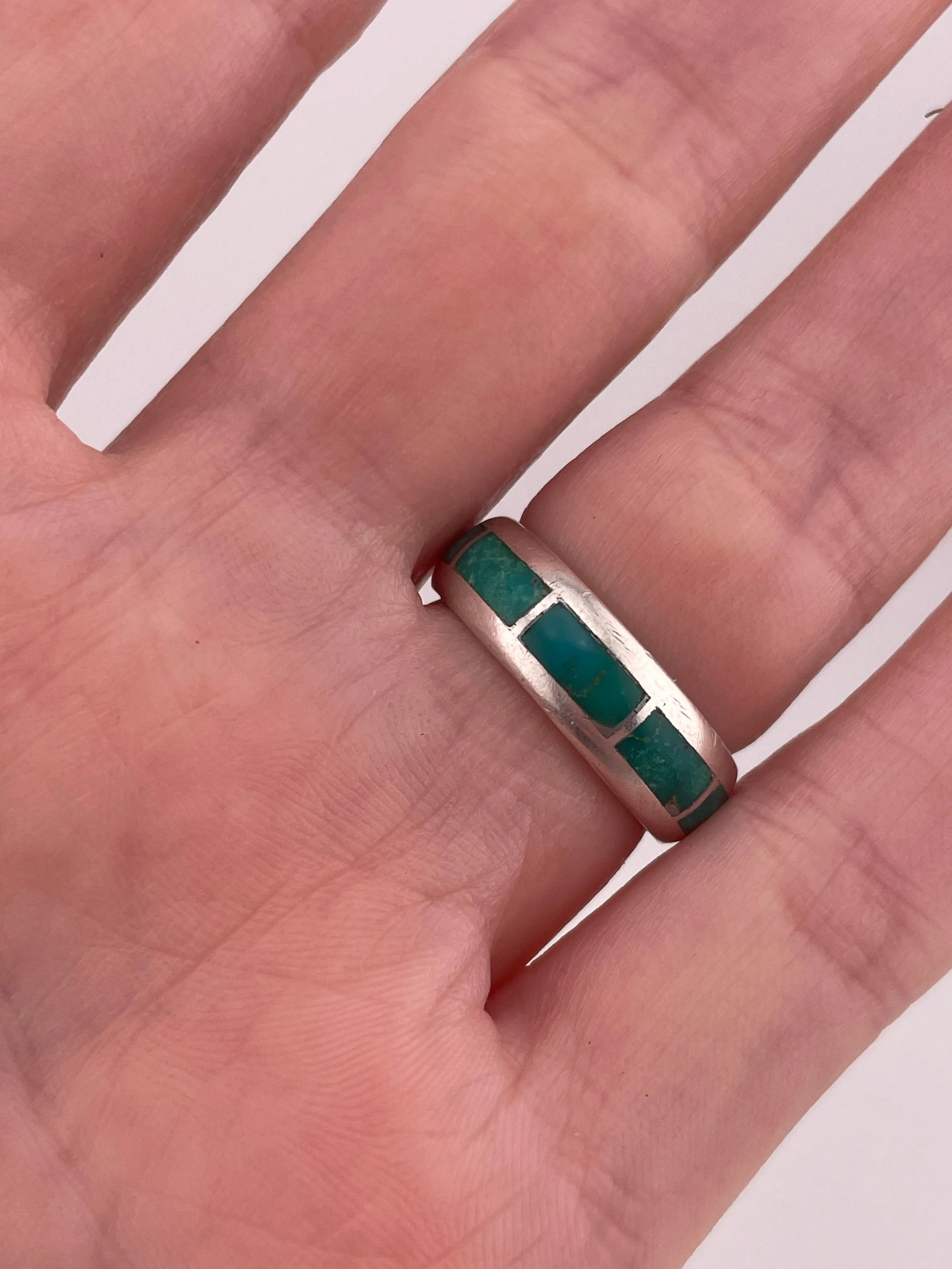 size 5.75 sterling silver turquoise inlay rounded band ring