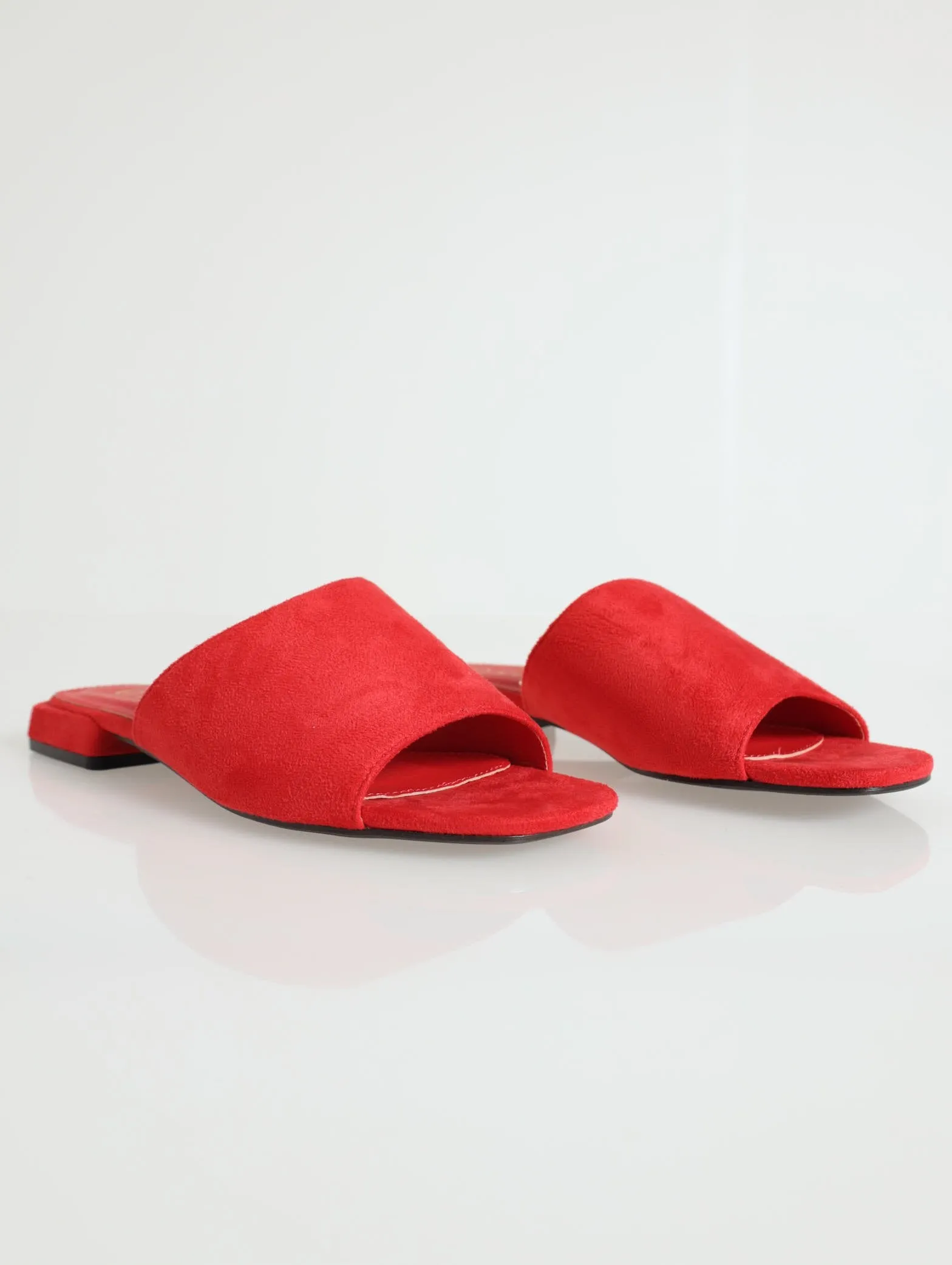 Vamp Peeptoe Mule - Red