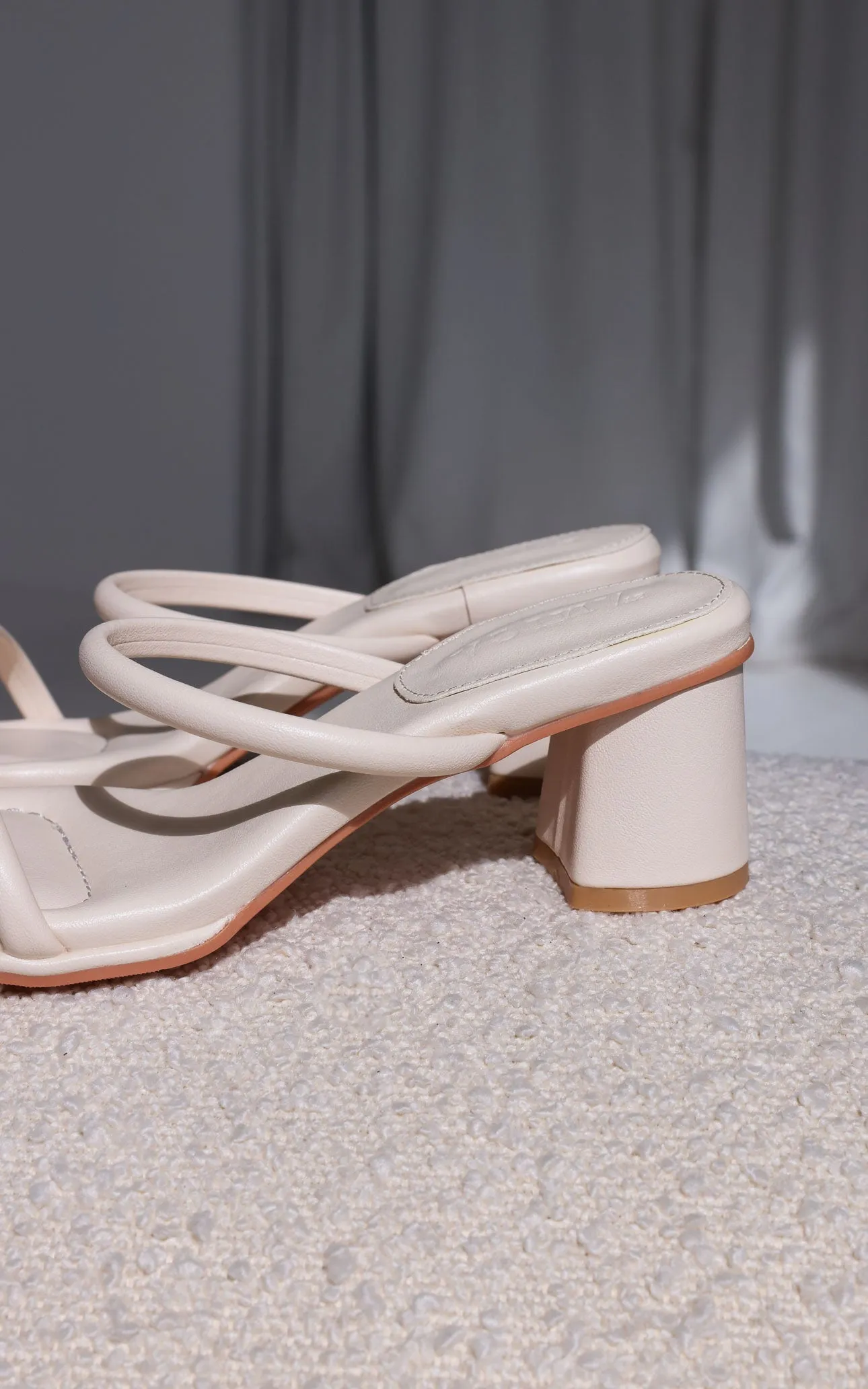 Zealand Block Mule Heels - Bone Beige
